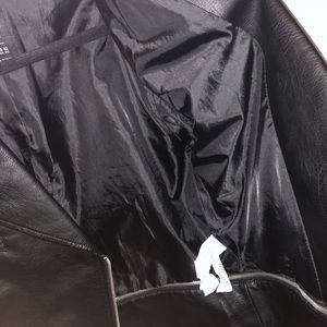 Used once,bottom half can be zipped off